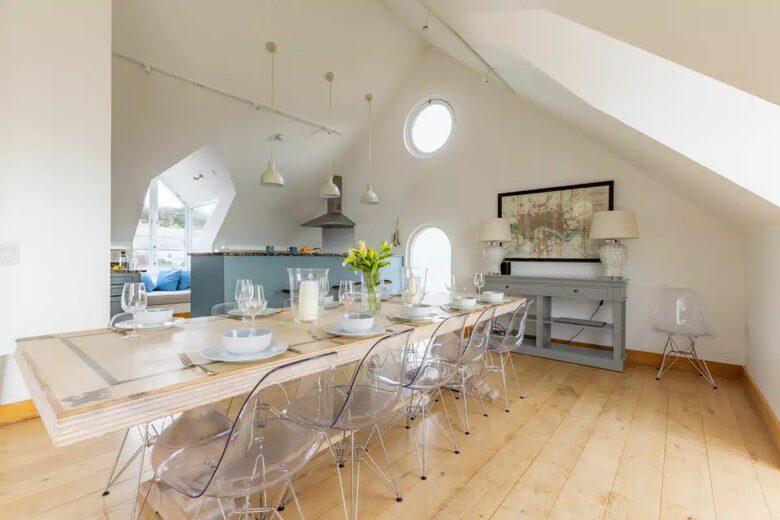 A Sophisticated Chapel in Padstow's Old Town - Padstow, United Kingdom