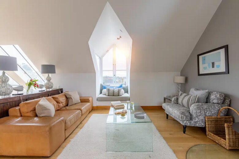 A Sophisticated Chapel in Padstow's Old Town - Padstow, United Kingdom