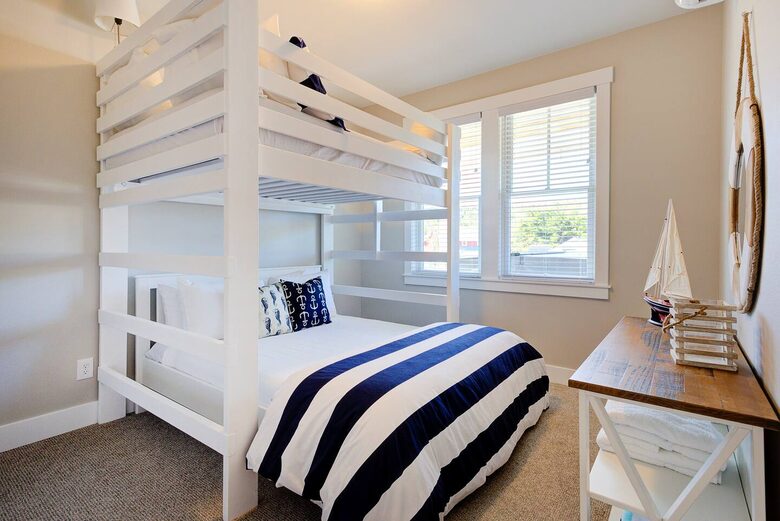 Seabrook South Farm Escape - Pacific Beach, Washington