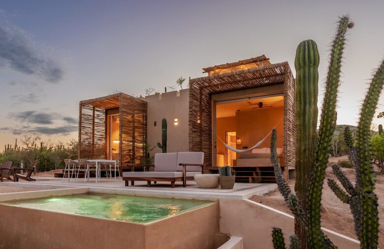Solar-Powered Desert Retreat with Rooftop Views near La Ventana - El Sargento, Mexico