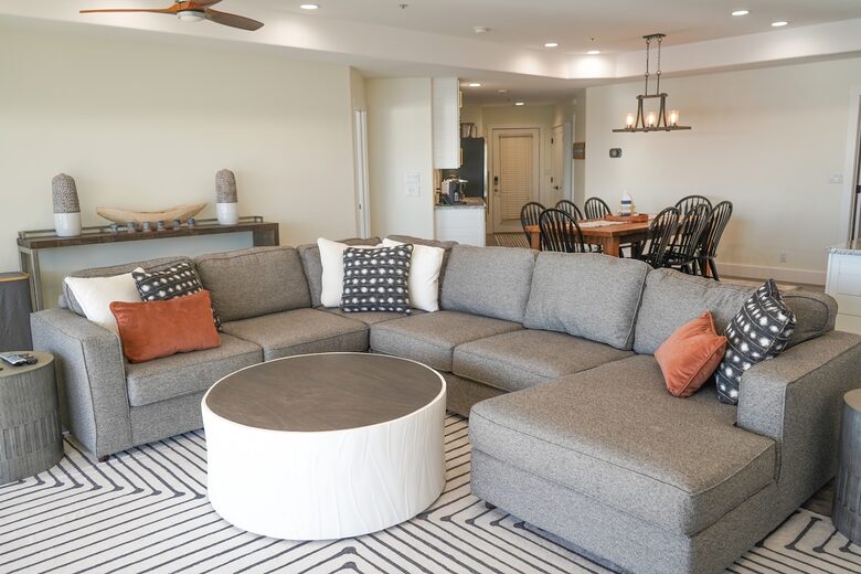 Spacious Lakefront Penthouse Retreat at Emerald Bay - Lake Ozark, Missouri