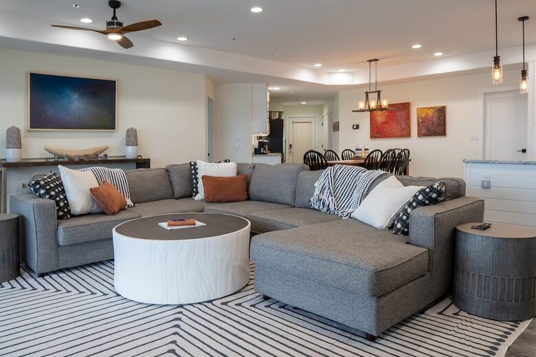 Spacious Lakefront Penthouse Retreat at Emerald Bay - Lake Ozark, Missouri