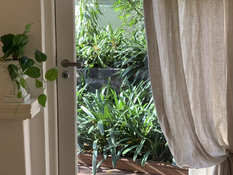 1930s Garden Townhouse Steps to the Yarra River - South Yarra, Australia