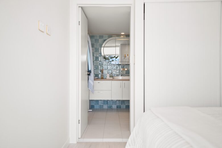 Pacific Ocean Views Beside Burleigh Head National Park - Gold Coast, Australia