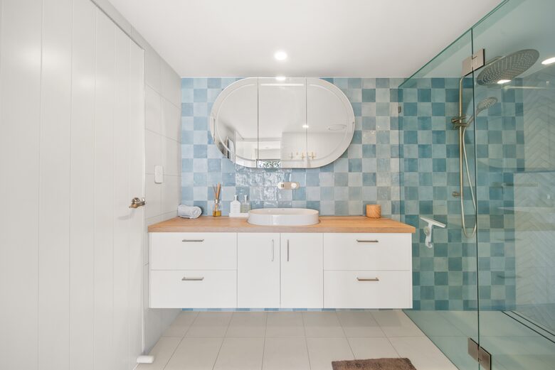 Pacific Ocean Views Beside Burleigh Head National Park - Gold Coast, Australia