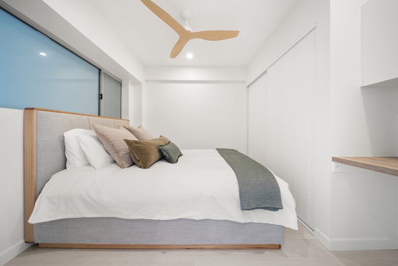 Pacific Ocean Views Beside Burleigh Head National Park - Gold Coast, Australia