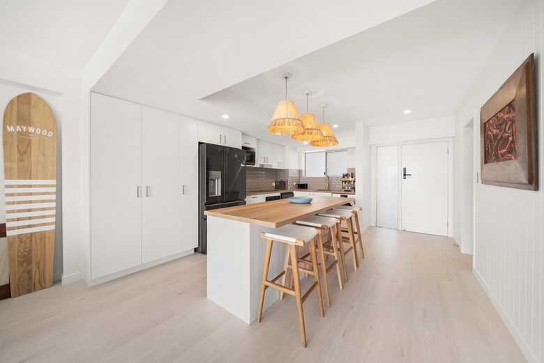 Pacific Ocean Views Beside Burleigh Head National Park - Gold Coast, Australia