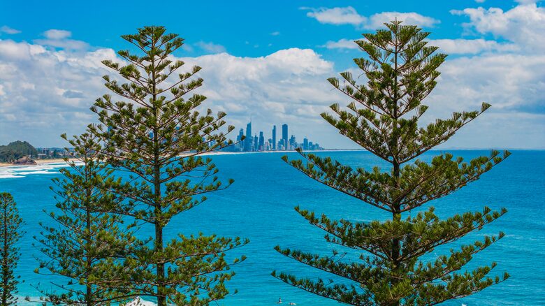 Pacific Ocean Views Beside Burleigh Head National Park - Gold Coast, Australia