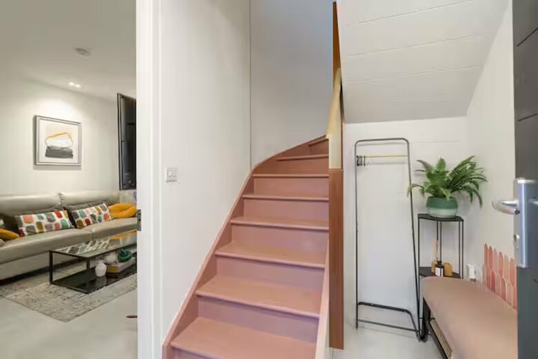 Stillorgan's Refined Townhome - Stillorgan, Ireland