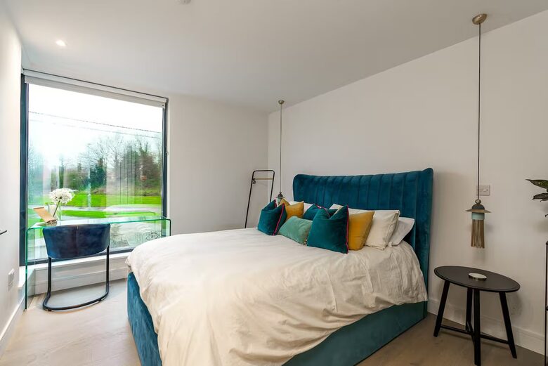 Stillorgan's Refined Townhome - Stillorgan, Ireland