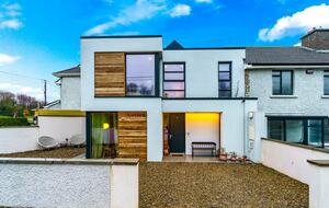 Stillorgan's Refined Townhome - Stillorgan, Ireland