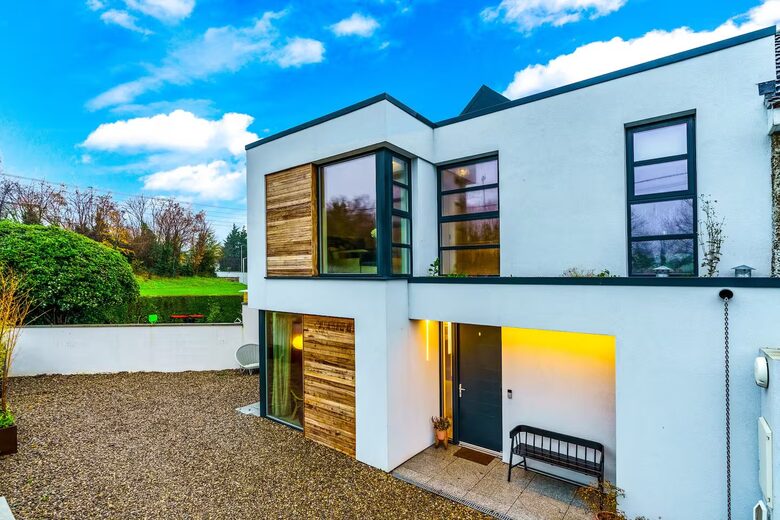 Stillorgan's Refined Townhome - Stillorgan, Ireland
