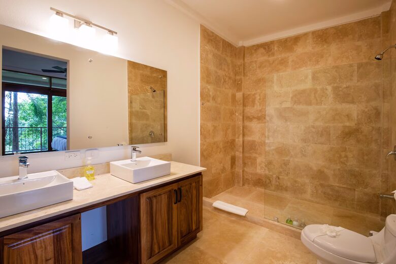 Rainforest Estate with Ocean Views near Manuel Antonio National Park - Quepos, Costa Rica