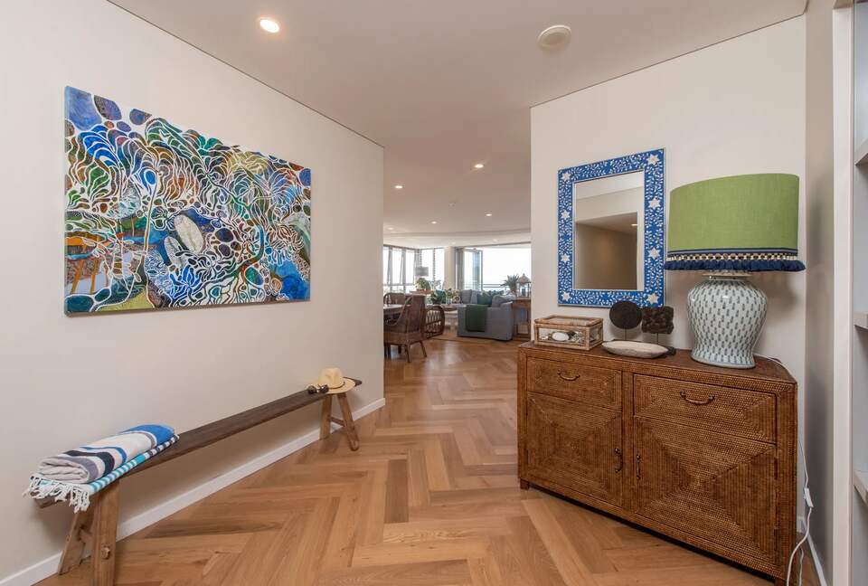 Coastal Luxury Above Home Beach at Point Lookout - Point Lookout, Australia