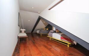 Sonoma County Farm Estate with Artisan Creamery - Petaluma, California