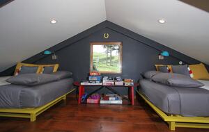 Sonoma County Farm Estate with Artisan Creamery - Petaluma, California