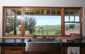 Sonoma County Farm Estate with Artisan Creamery - Petaluma, California