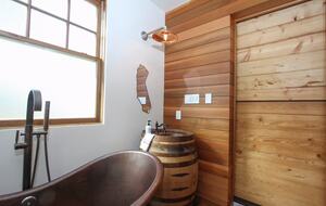 Sonoma County Farm Estate with Artisan Creamery - Petaluma, California