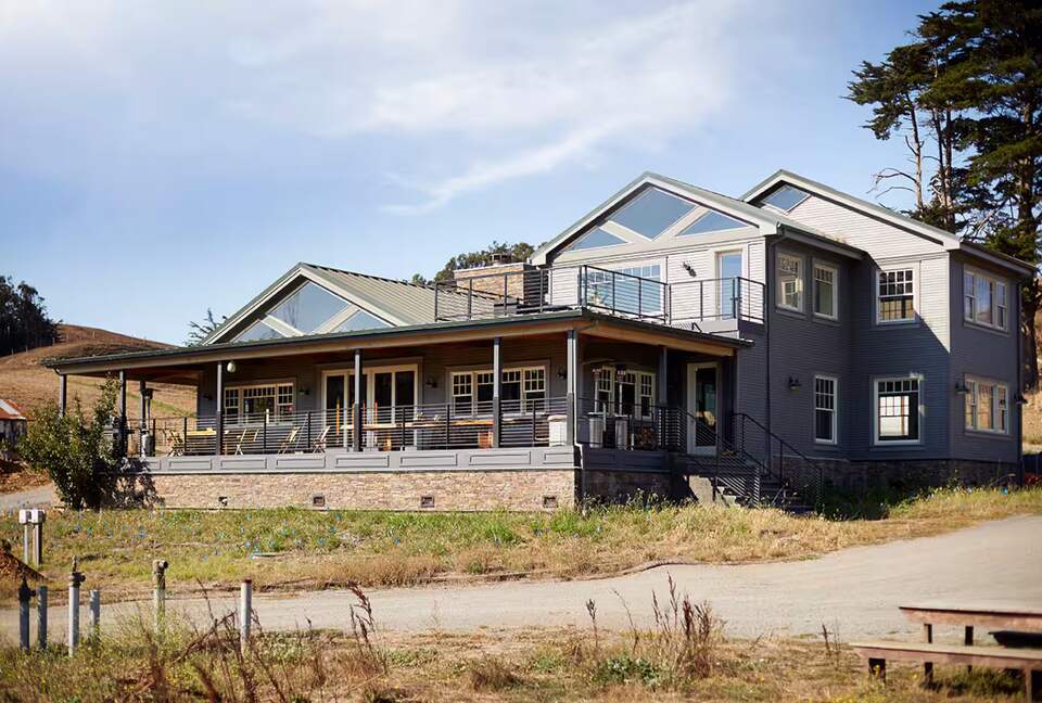 Sonoma County Farm Estate with Artisan Creamery - Petaluma, California