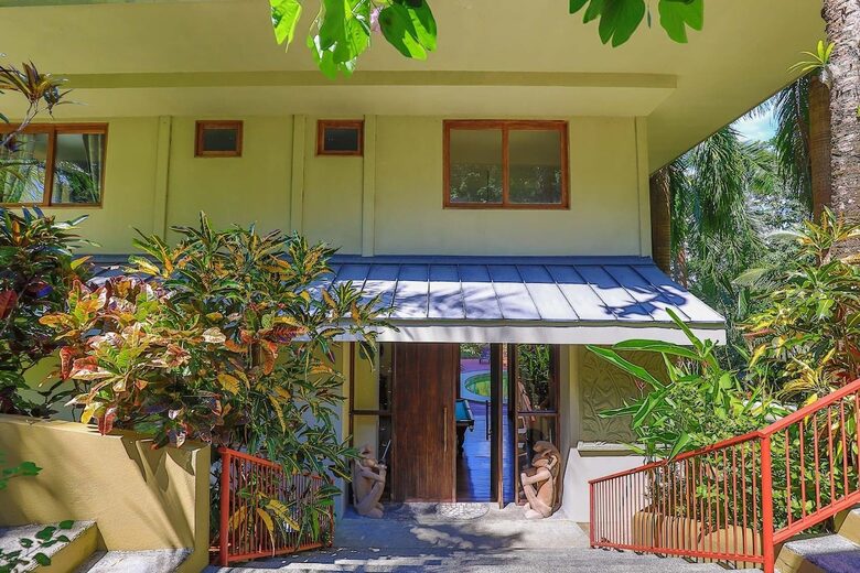 Rainforest Estate with Ocean Views near Manuel Antonio National Park - Quepos, Costa Rica