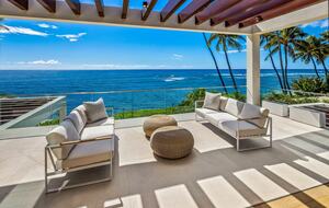 Award-Winning Oceanfront Villa in Honolulu’s Diamond Head Cove