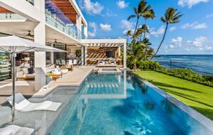 Award-Winning Oceanfront Villa in Honolulu’s Diamond Head Cove