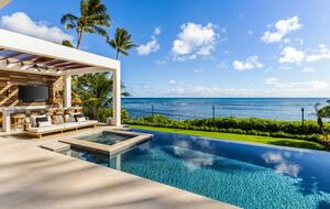 Award-Winning Oceanfront Villa in Honolulu’s Diamond Head Cove