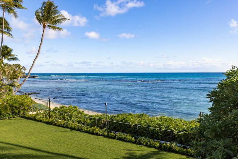 Award-Winning Oceanfront Villa in Honolulu’s Diamond Head Cove - Hono, Hawaii