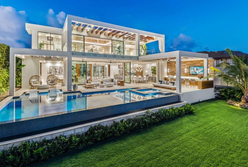 Award-Winning Oceanfront Villa in Honolulu’s Diamond Head Cove - Hono, Hawaii