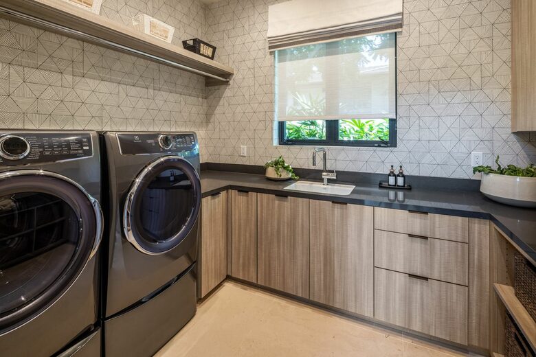 Award-Winning Oceanfront Villa in Honolulu’s Diamond Head Cove - Hono, Hawaii