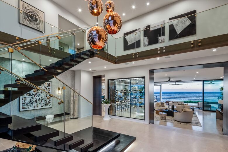 Award-Winning Oceanfront Villa in Honolulu’s Diamond Head Cove - Hono, Hawaii