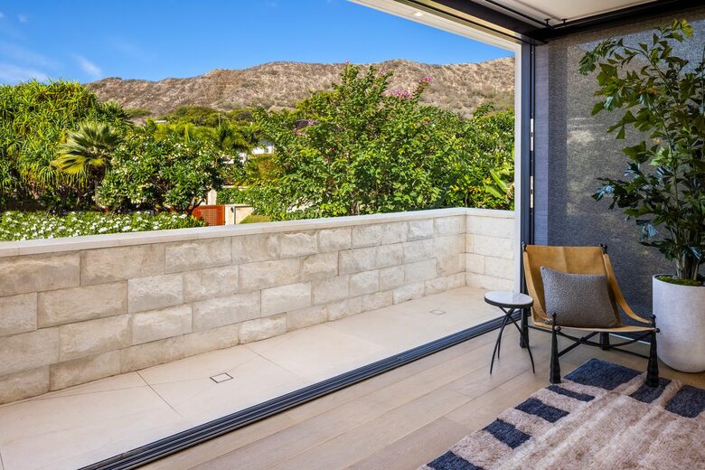 Award-Winning Oceanfront Villa in Honolulu’s Diamond Head Cove - Hono, Hawaii