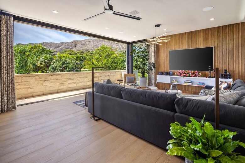 Award-Winning Oceanfront Villa in Honolulu’s Diamond Head Cove - Hono, Hawaii