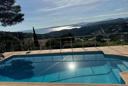 Panoramic Saint-Tropez Gulf Views & Sophisticated Design - Roquebrune-sur-Argens, France