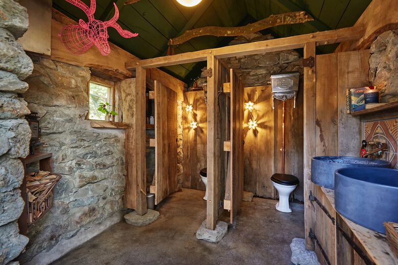 Kilmartin Castle | A 16th-Century Scottish Retreat - Kilmartin, United Kingdom