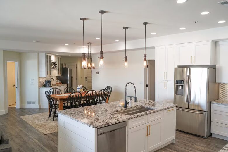 Spacious Lakefront Penthouse Retreat at Emerald Bay - Lake Ozark, Missouri