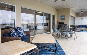 Spacious Lakefront Penthouse Retreat at Emerald Bay - Lake Ozark, Missouri