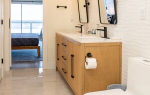 Spacious Lakefront Penthouse Retreat at Emerald Bay - Lake Ozark, Missouri