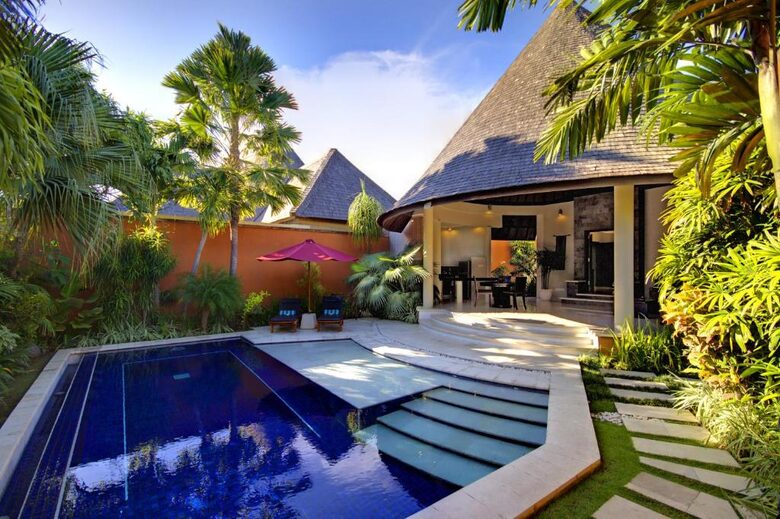 Peaceful Bali Garden Villa Steps from Seminyak Dining & Beach - Badung, Indonesia