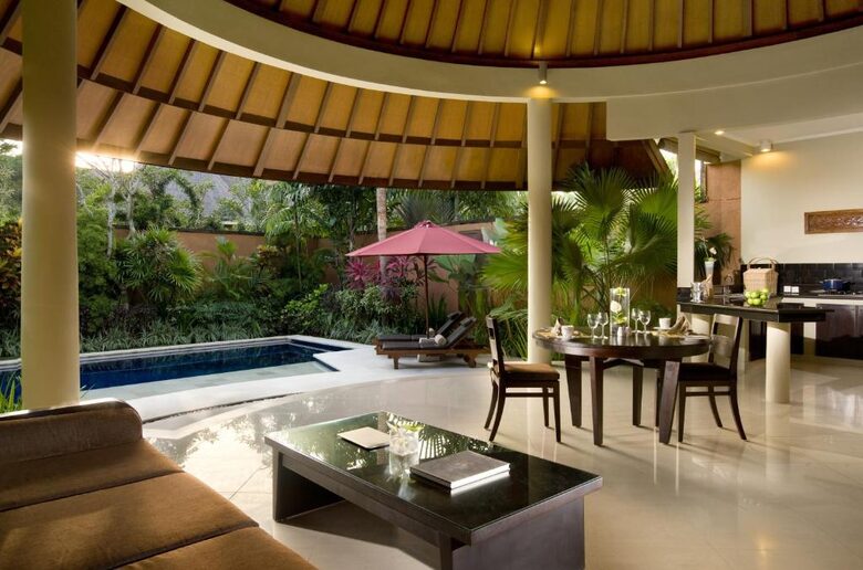 Peaceful Bali Garden Villa Steps from Seminyak Dining & Beach - Badung, Indonesia
