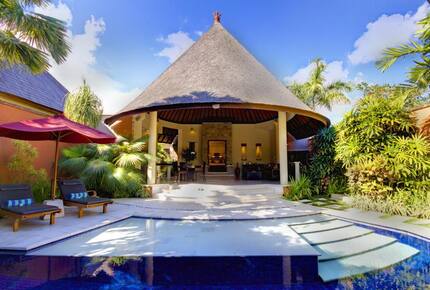 Peaceful Bali Garden Villa Steps from Seminyak Dining & Beach - Badung, Indonesia