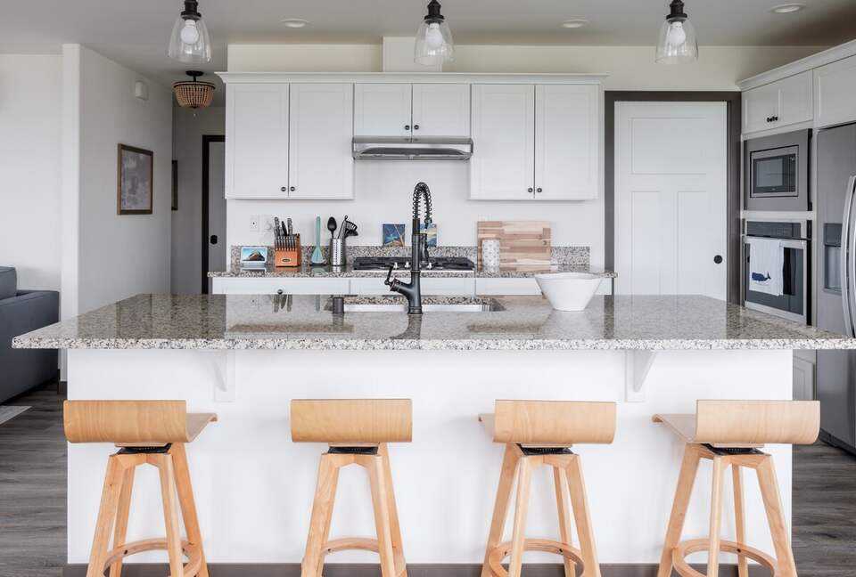 Whidbey Island Coastal Retreat with Ocean Views - Coupeville, Washington