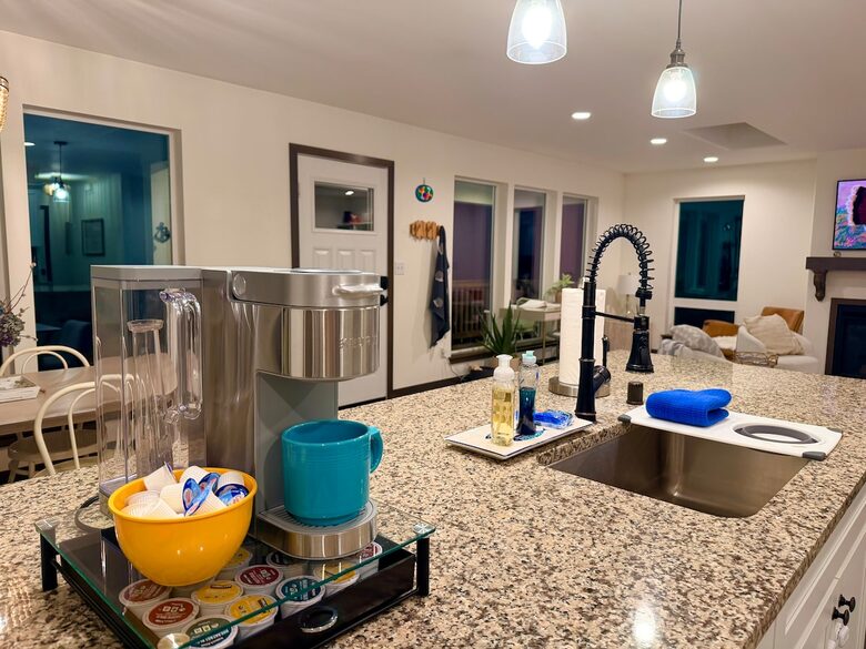 Whidbey Island Coastal Retreat with Ocean Views - Coupeville, Washington