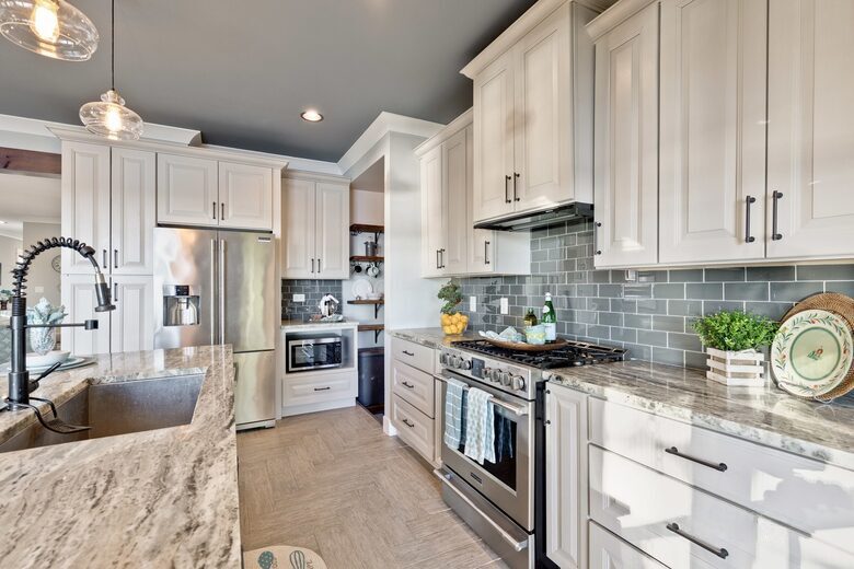 Gages Lake Waterfront Retreat with Private Dock - Grayslake, Illinois