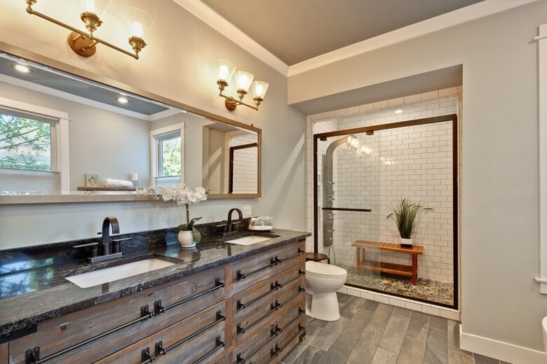 Gages Lake Waterfront Retreat with Private Dock - Grayslake, Illinois