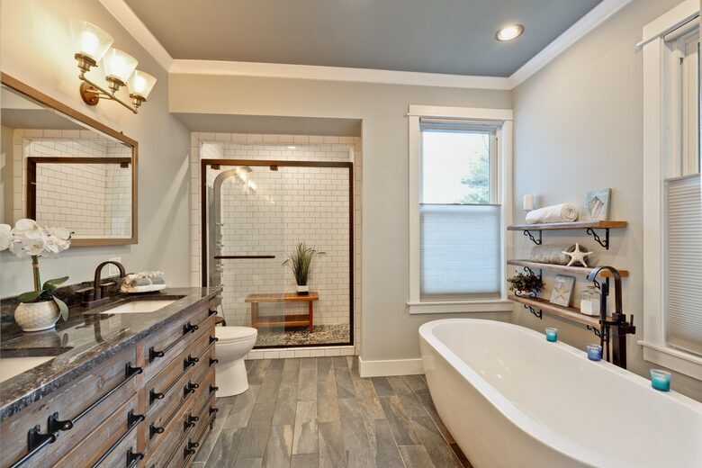 Gages Lake Waterfront Retreat with Private Dock - Grayslake, Illinois