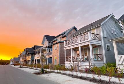 Light-Filled Seabrook Beach Home Near Town & Trails - Pacific Beach, United States