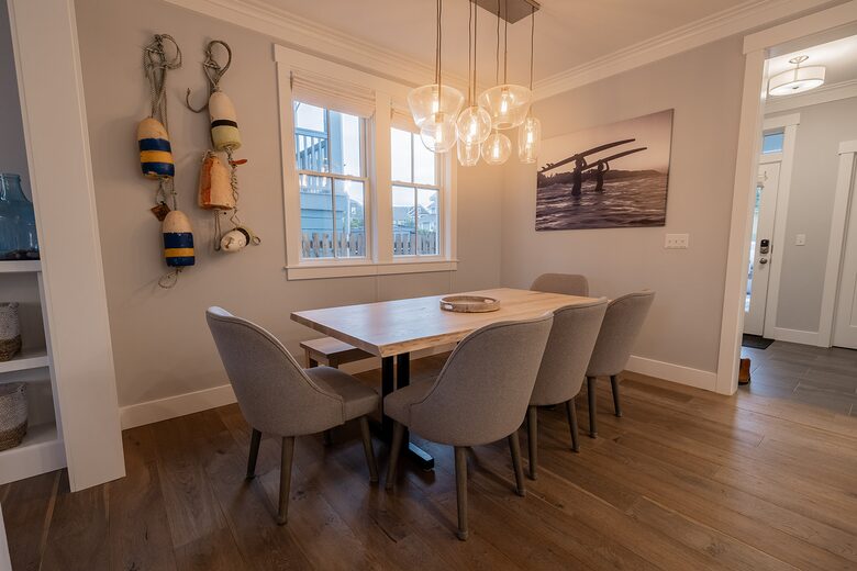 Light-Filled Seabrook Beach Home Near Town & Trails - Pacific Beach, United States