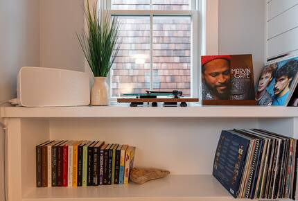 Light-Filled Seabrook Beach Home Near Town & Trails - Pacific Beach, United States