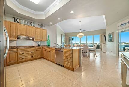 Bayfront Luxury Escape at Caribe Resort - Orange Beach, Alabama